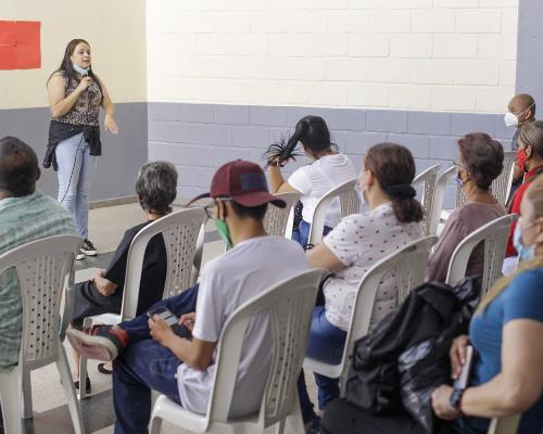 FotografoFoto Alcaldía de Medelllín:Más de 7.000 personas se beneficiarán con la activación de 79 Escuelas de Participación Ciudadana en Medellín. 